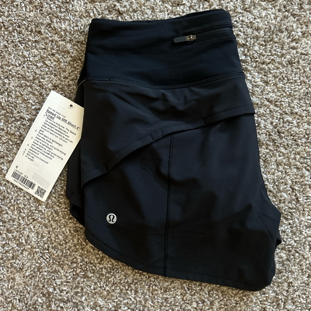 NWT lululemon black speed up MR short 4” lined